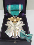 ANTIQUE MEIJI ERA IMPERIAL JAPANESE GOLDEN KITE MEDAL SILVER JAPAN ORDER