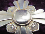 "M"  HALLMARK WW2 JAPANESE AUSPICIOUS CLOUDS MEDAL SILVER IN ORIGINAL CASE