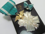 ANTIQUE MEIJI ERA IMPERIAL JAPANESE GOLDEN KITE MEDAL SILVER JAPAN ORDER
