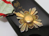 7TH CLASS!!! WW2 JAPANESE AUSPICIOUS CLOUDS MEDAL SILVER IN ORIGINAL CASE