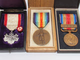LOT OF WW2 AND PRE-WW2 JAPANESE MEDAL LOT BADGES WWII SET
