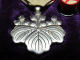 LOT OF WW2 AND PRE-WW2 JAPANESE MEDAL LOT BADGES WWII SET