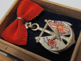 RARE WW2 JAPANESE OFFICER WIVES ASSOCIATION BADGE ARMY NAVY WOMEN RISING SUN FLAG WAR WWII