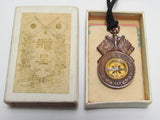 WITH BOX & LANYARD! 1905 RUSSO-JAPANESE WAR MEDAL COMPASS BADGE GOLDEN KITE MEIJI ERA ANTIQUE