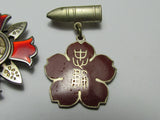 WW2 JAPANESE VETERAN LOT COMBAT WOUNDED & SOLDIER SUPPORT BADGE PROJECTILE MEDAL WAR WWII JAPAN