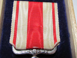 ORIGINAL OUTER BOX! ANTIQUE JAPANESE TAISHO ENTHRONEMENT MEDAL BADGE SILVER ARMY NAVY JAPAN WWI WW2